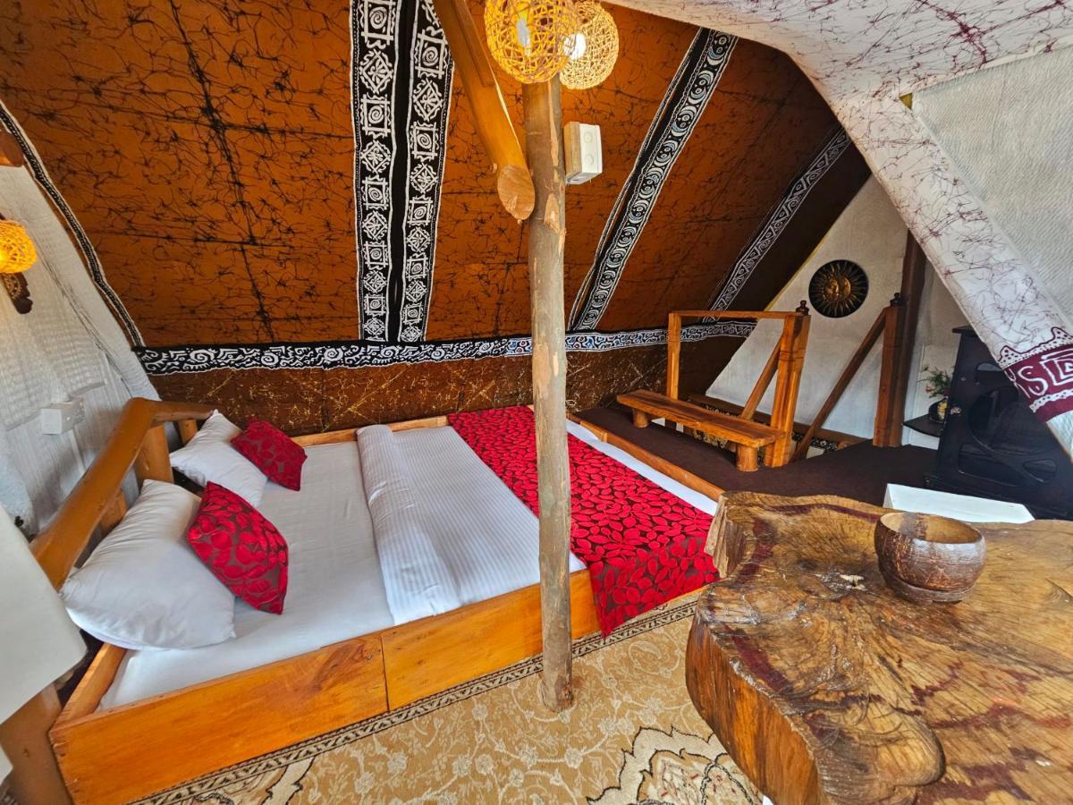 Haven Chalet Νουβάρα Ελίγια Εξωτερικό φωτογραφία