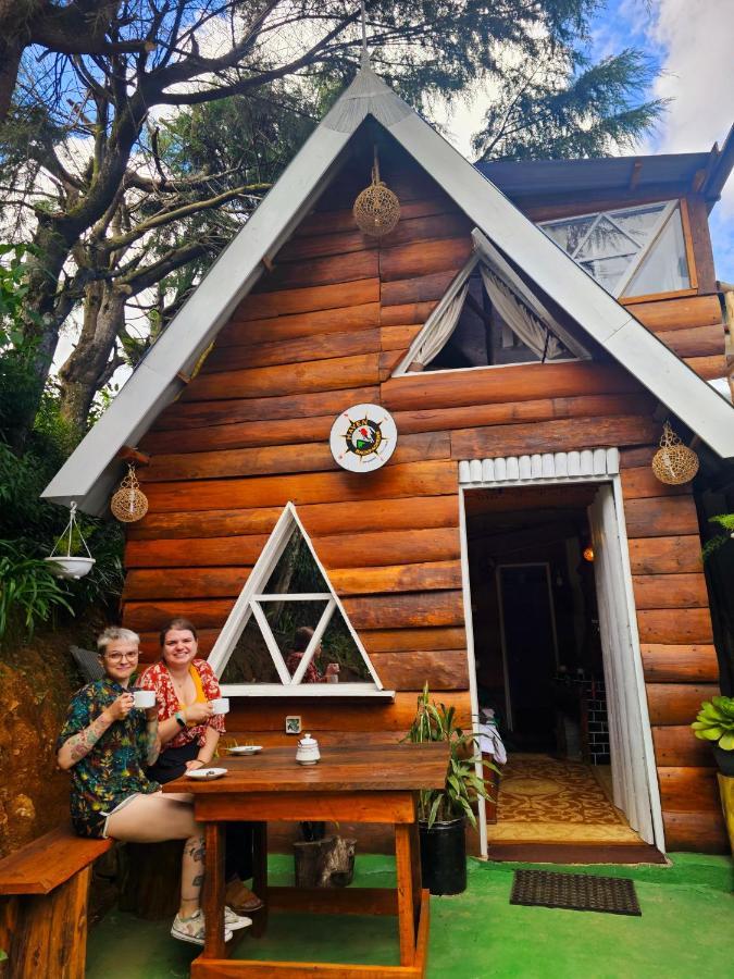 Haven Chalet Νουβάρα Ελίγια Εξωτερικό φωτογραφία